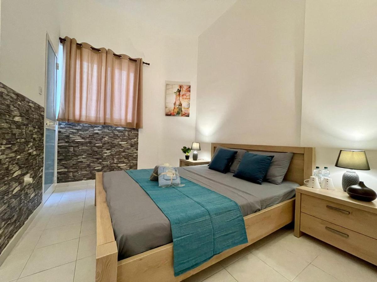 Balesa Property - Modern Duplex House In Central Sliema Exteriér fotografie